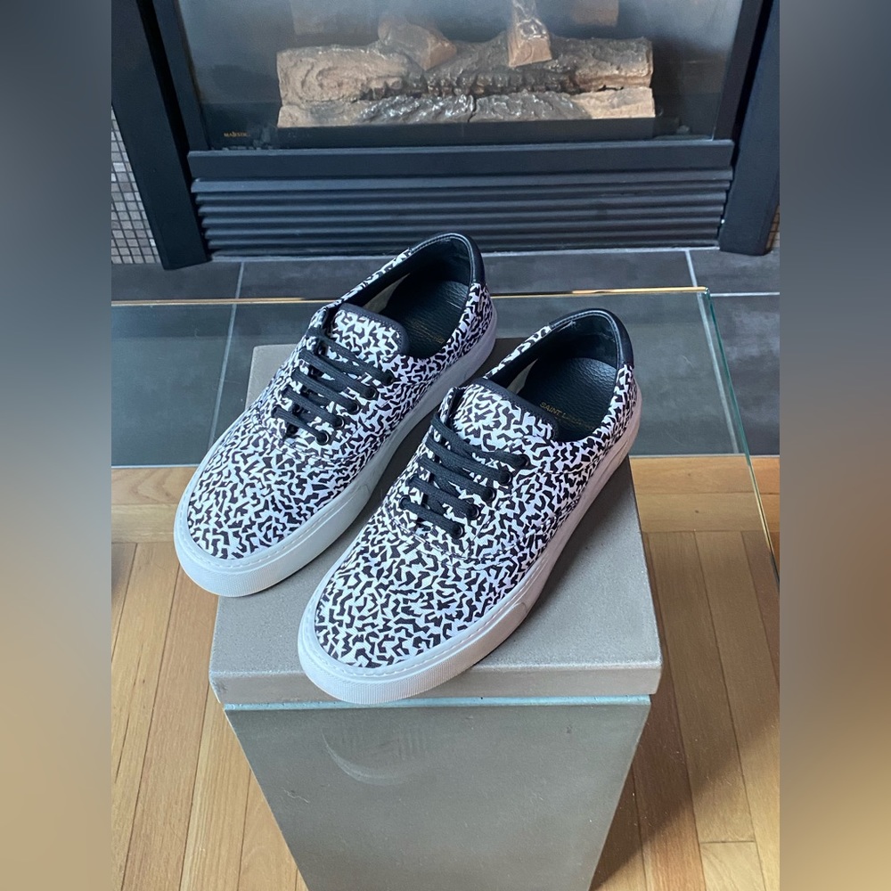 Saint Laurent Venice Babycat Rerelease